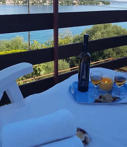 Апартаменты Ana *