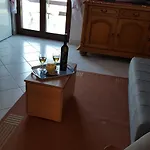 Ana Apartman *