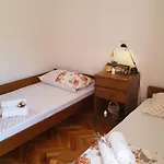 Ana Apartman Kali